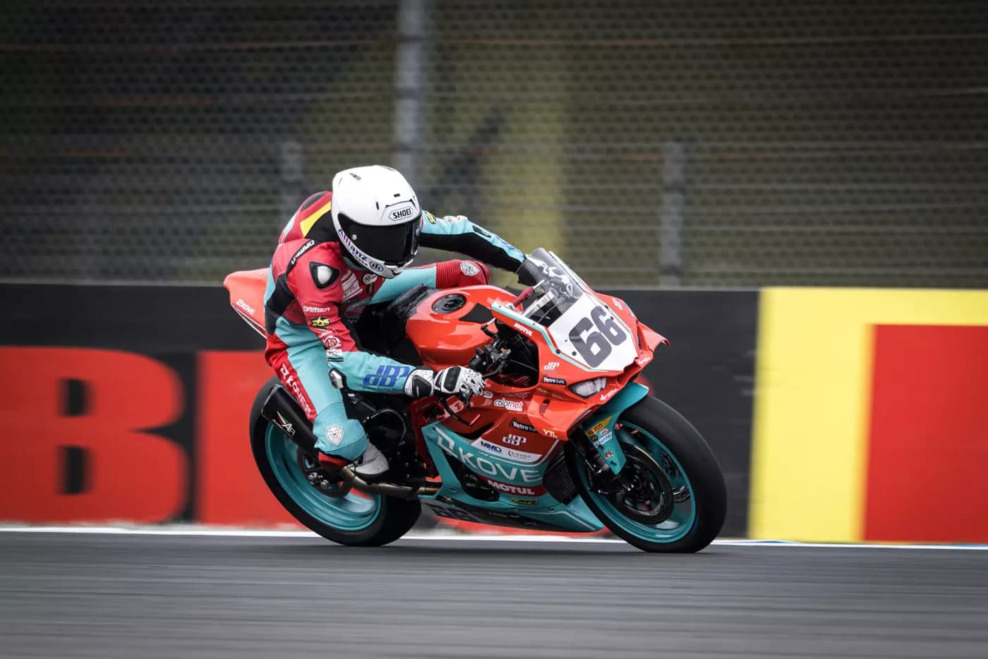 KOVE en pista en Assen (WorldSPB)
